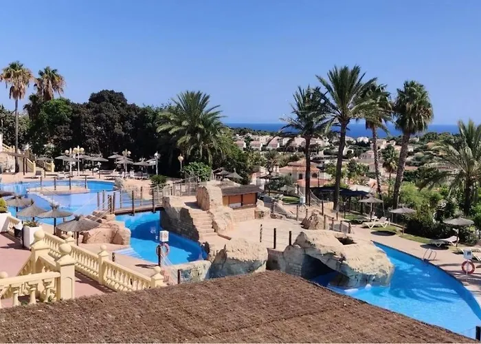 Flamingo Apartment - Imperial Park - Sea View, 6 Pools, Terrace